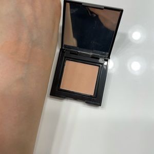 Laura Mercier matte eye shadow ginger